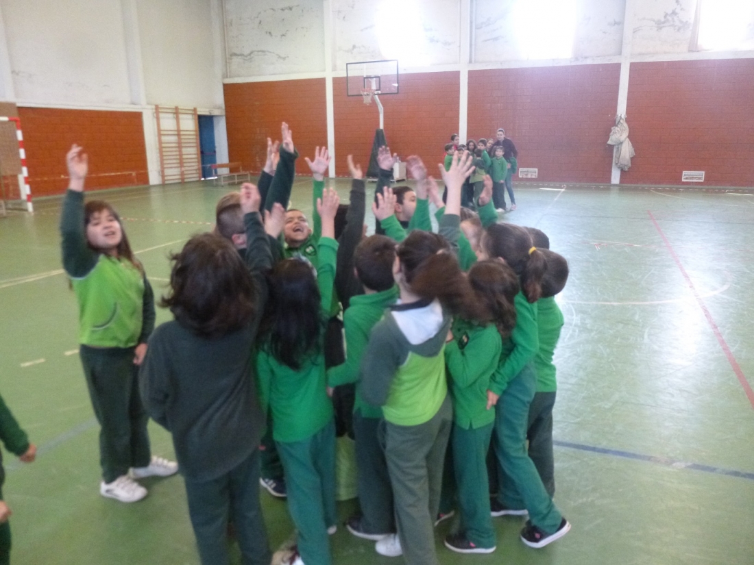 F&eacute;rias desportivas no pavilh&atilde;o desportivo da Escola secund&aacute;ria J&uacute;lio Dinis!